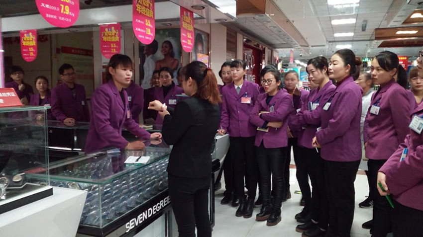 【用心研究本職工作】服務(wù)技能比賽，努力成為更好的自己！