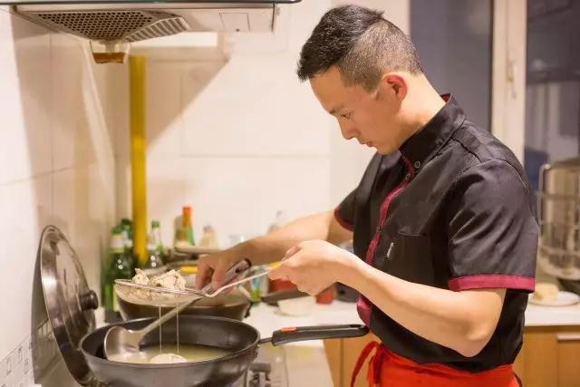 【時代儒商】膠東碼頭海鮮城淮揚菜、魯菜、海鮮超多美味！滿足您的味蕾~~