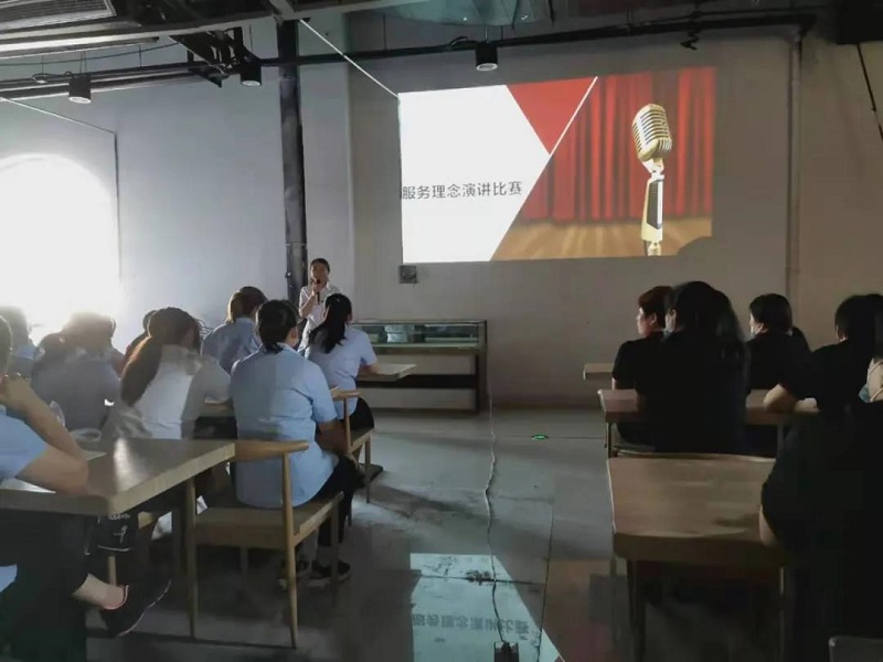 【新時(shí)代商廈寶龍店】服務(wù)理念演講比賽精彩現(xiàn)場(chǎng)回顧~~